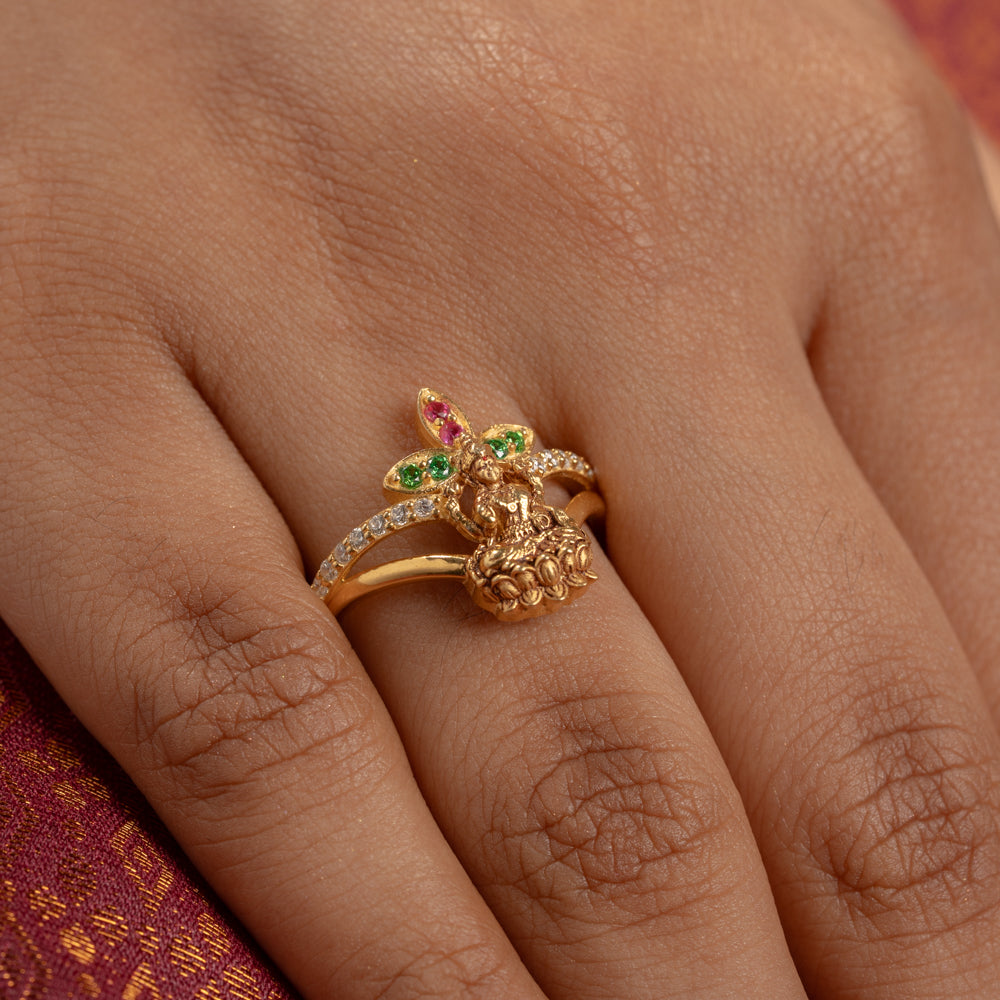 Sleek Ring