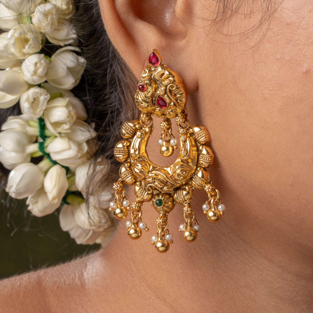 Rakta jhumka
