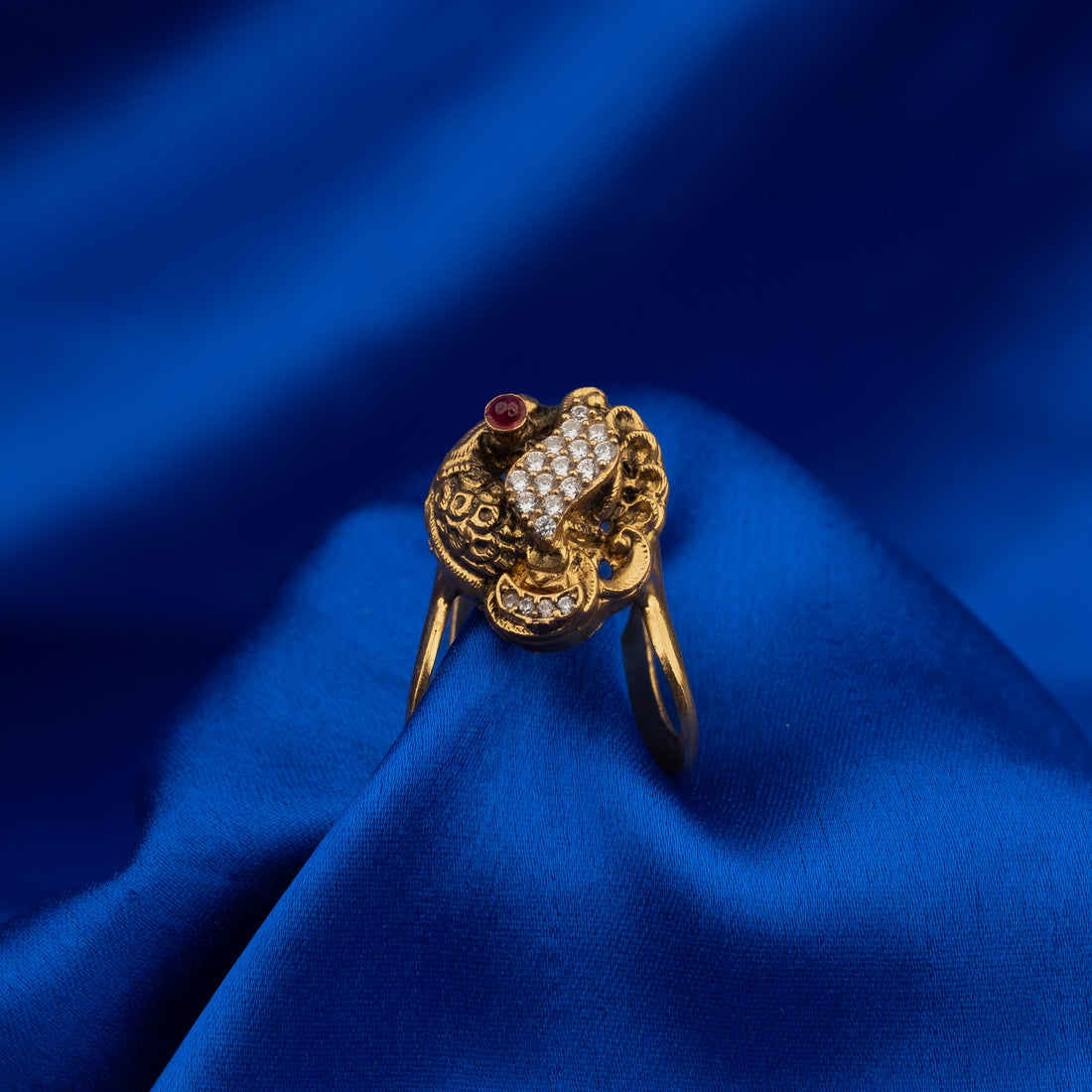 Ruhini Ring