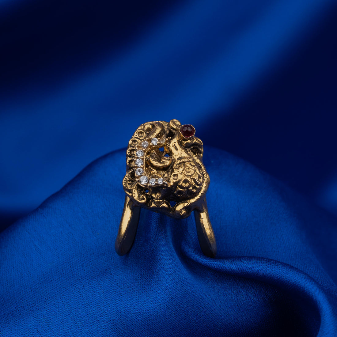 Sphatika Ring