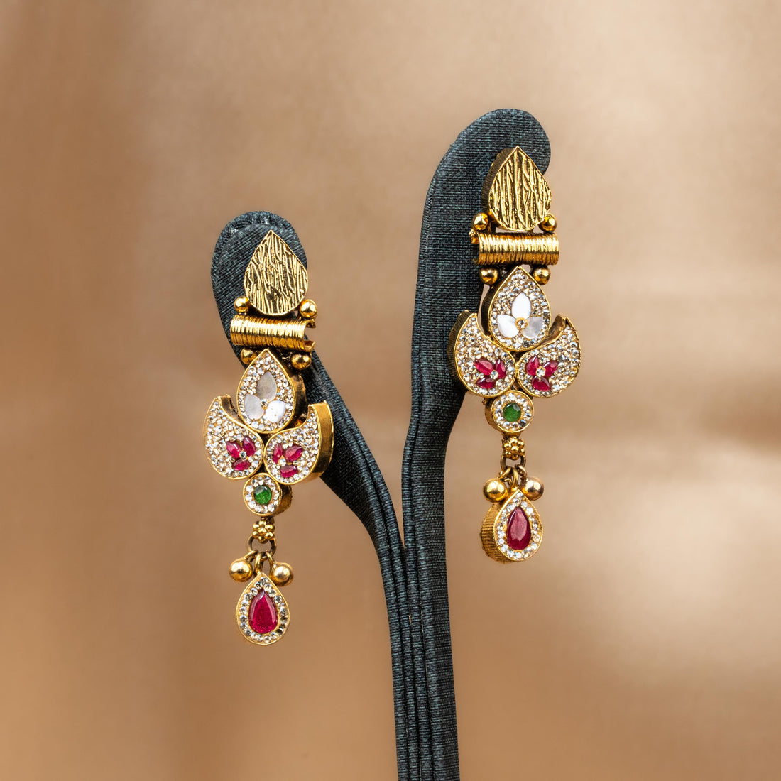 Tarunika Jhumka