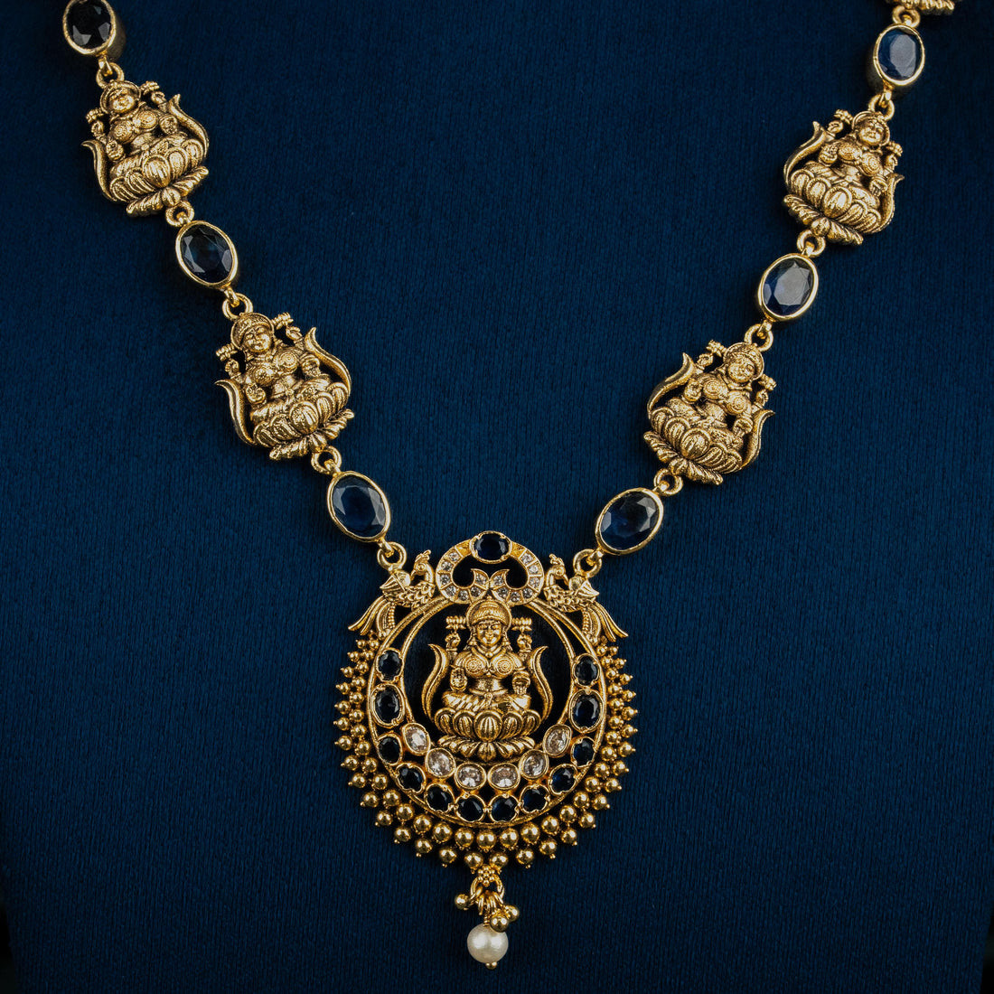 Plain Necklace