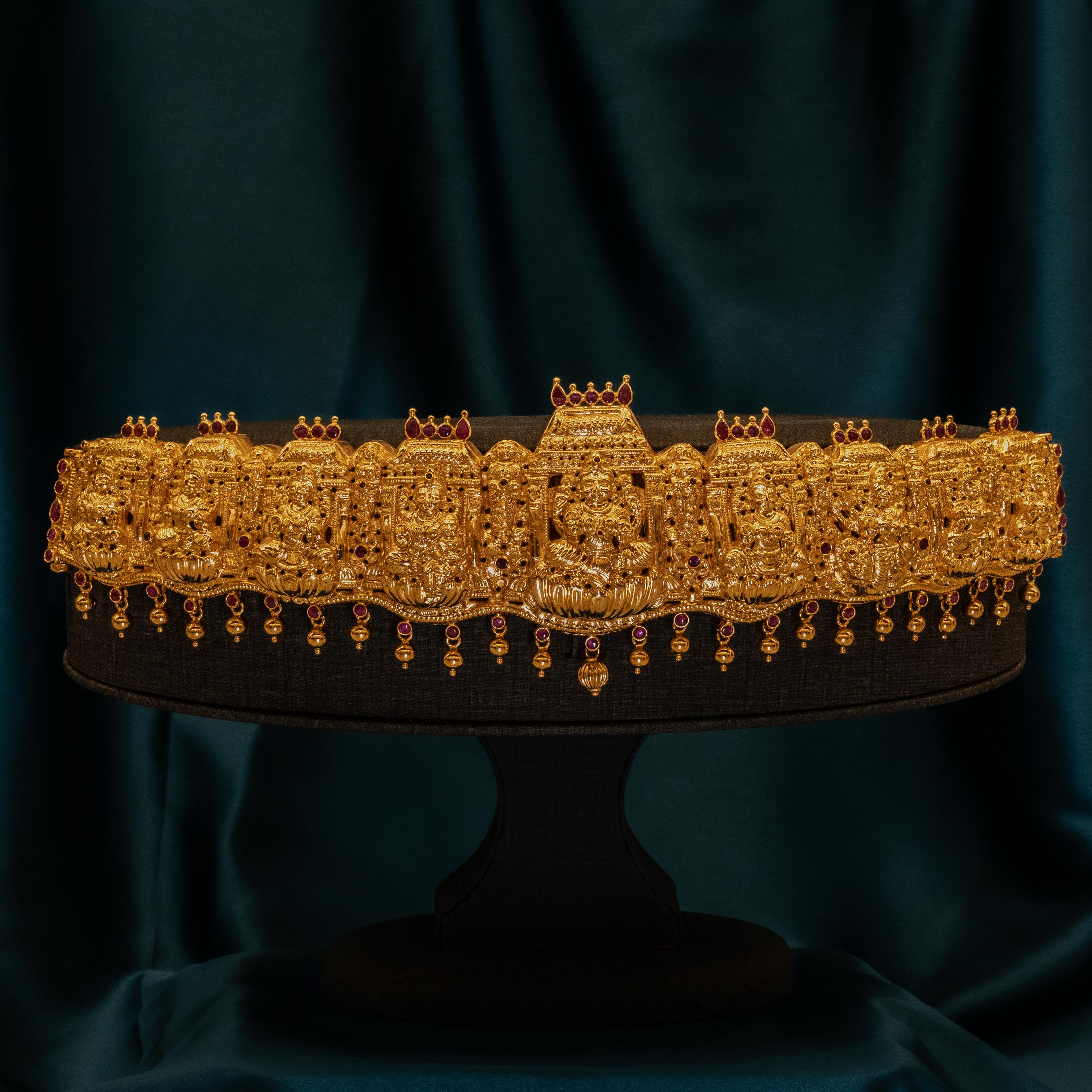 Tanushra Oddiyanam