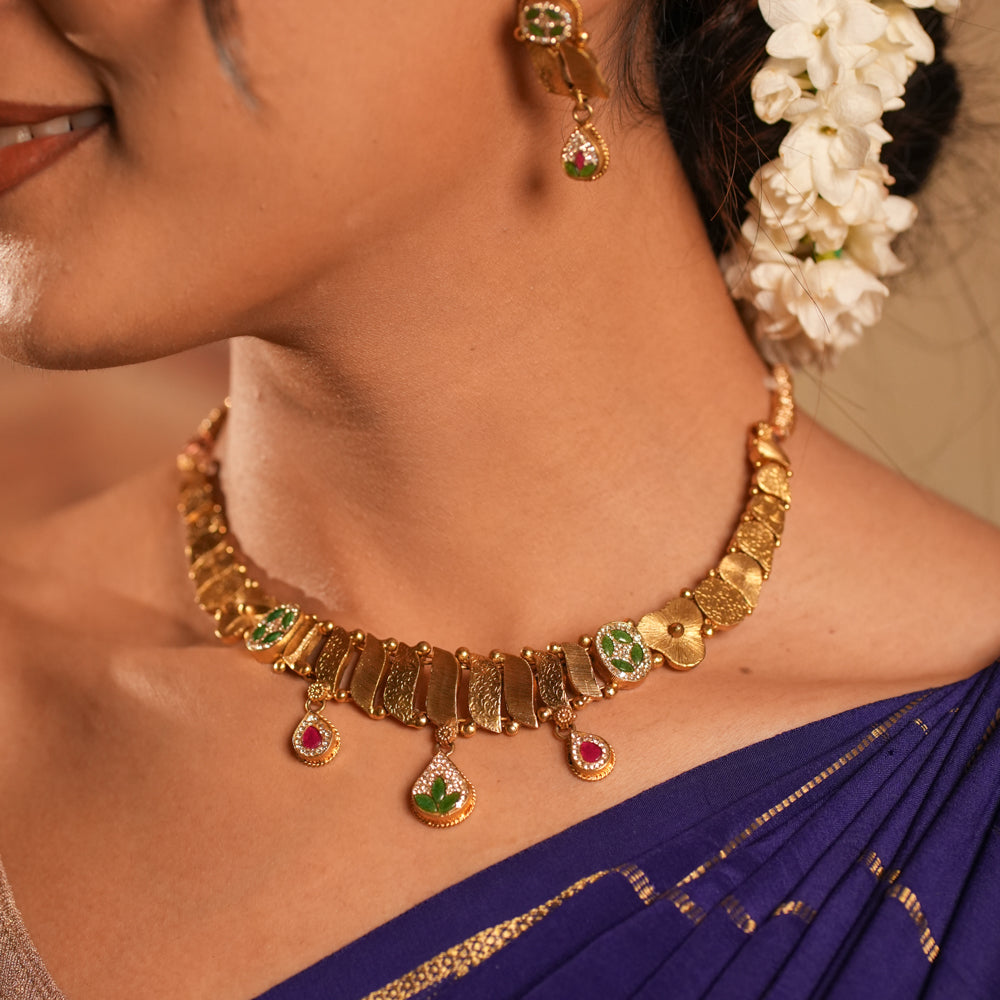 Sarayi  Necklace