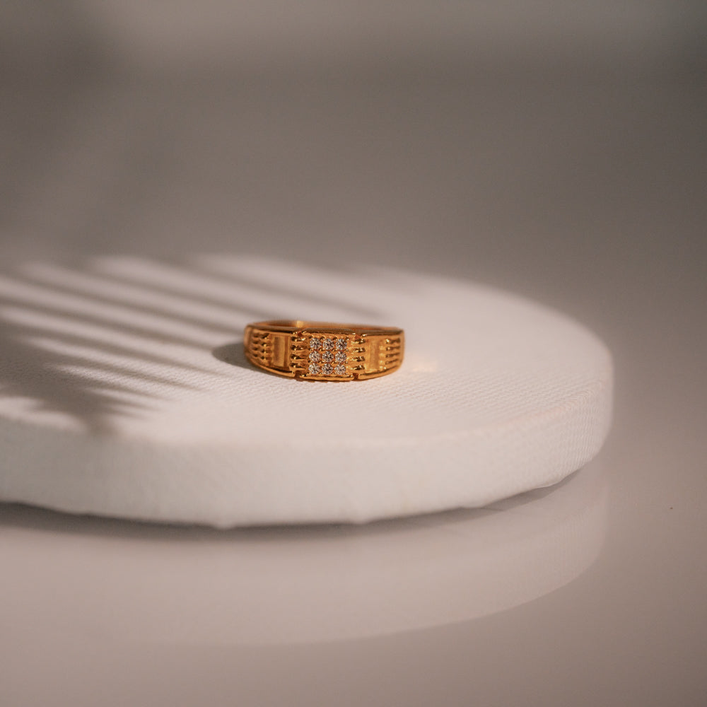Sleek Ring