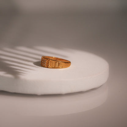 Sleek Ring