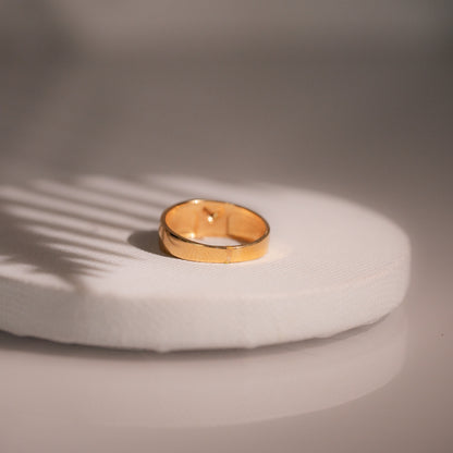 Sleek Ring