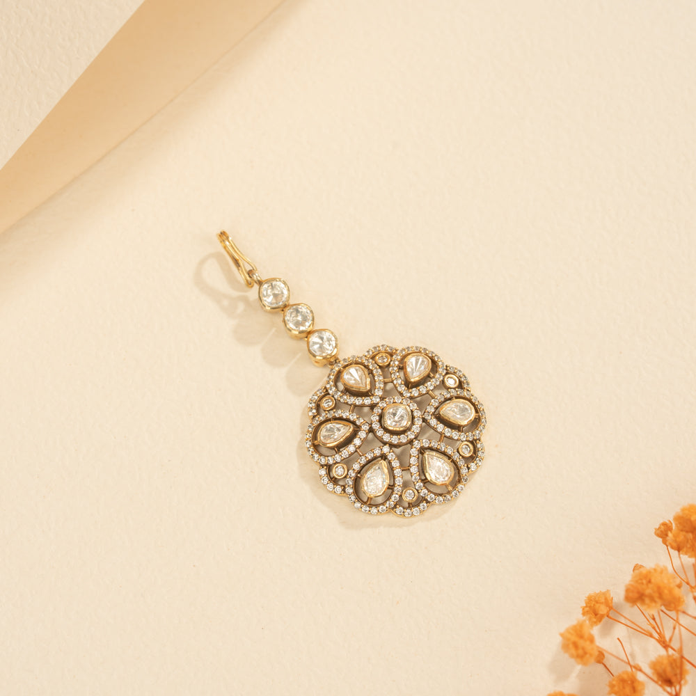 Moissanite Tikka