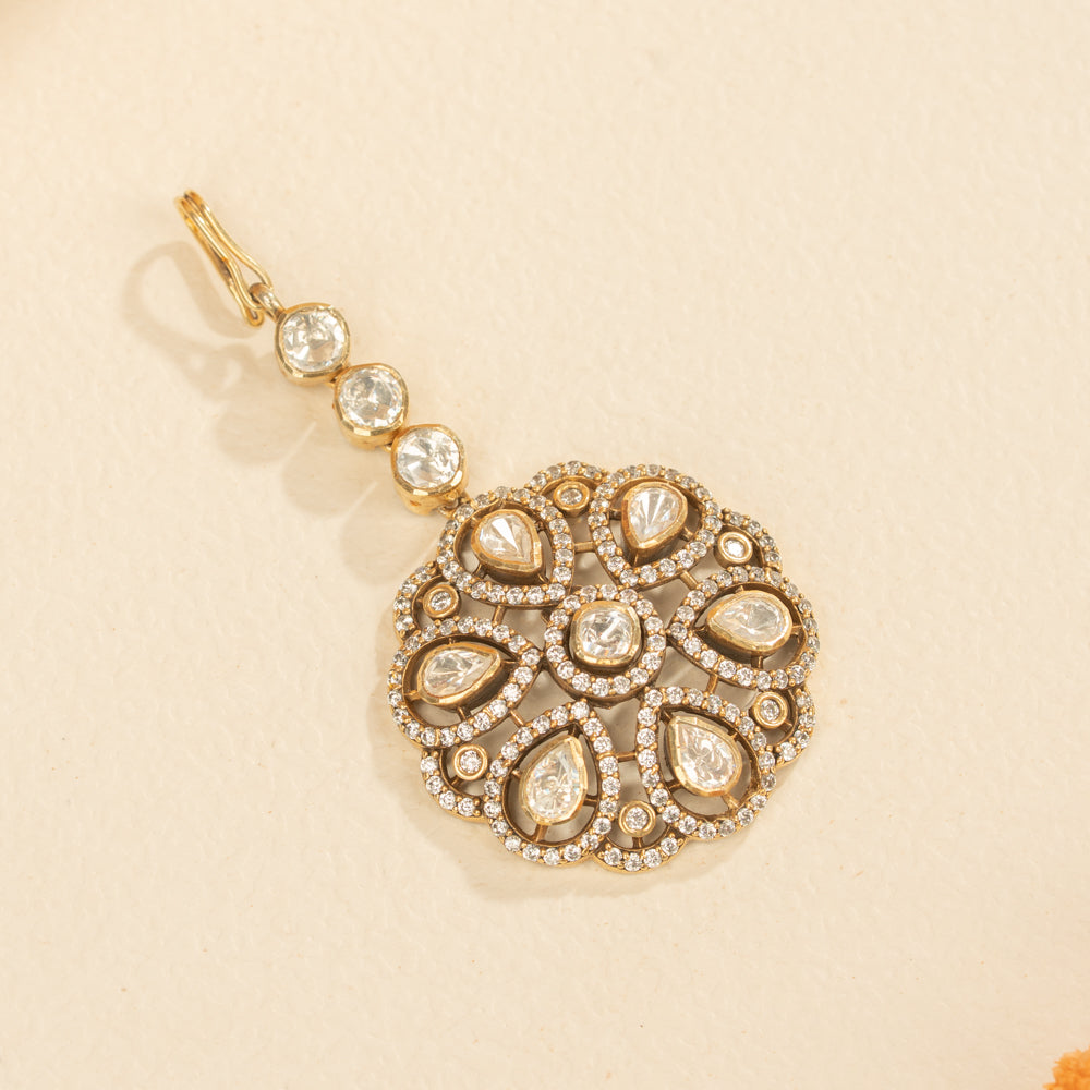 Moissanite Tikka
