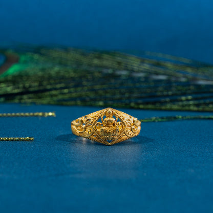 Sleek Ring