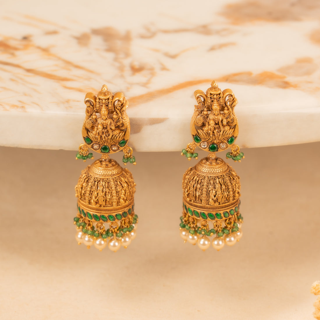Kundan Jhumkas