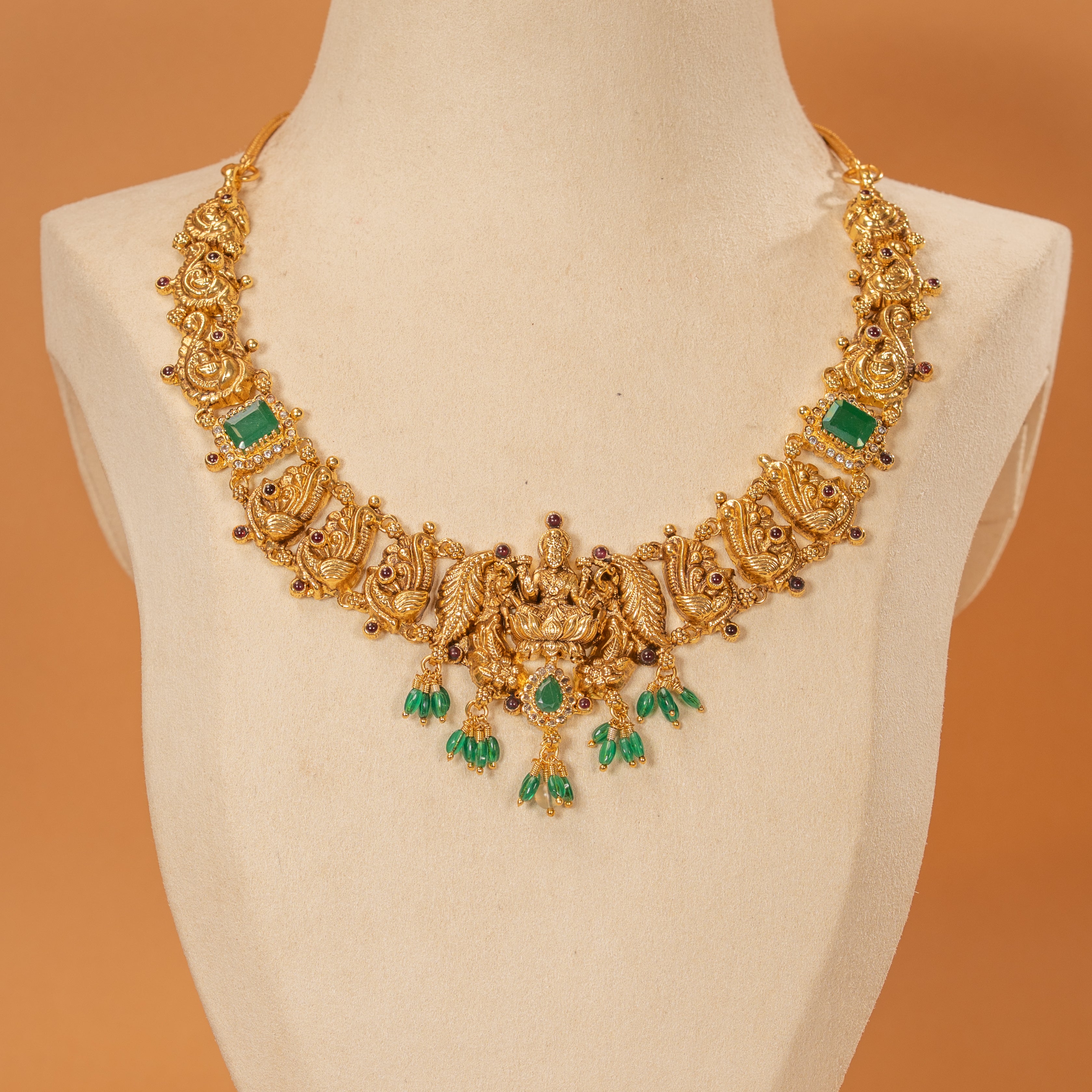 Nakas Necklace
