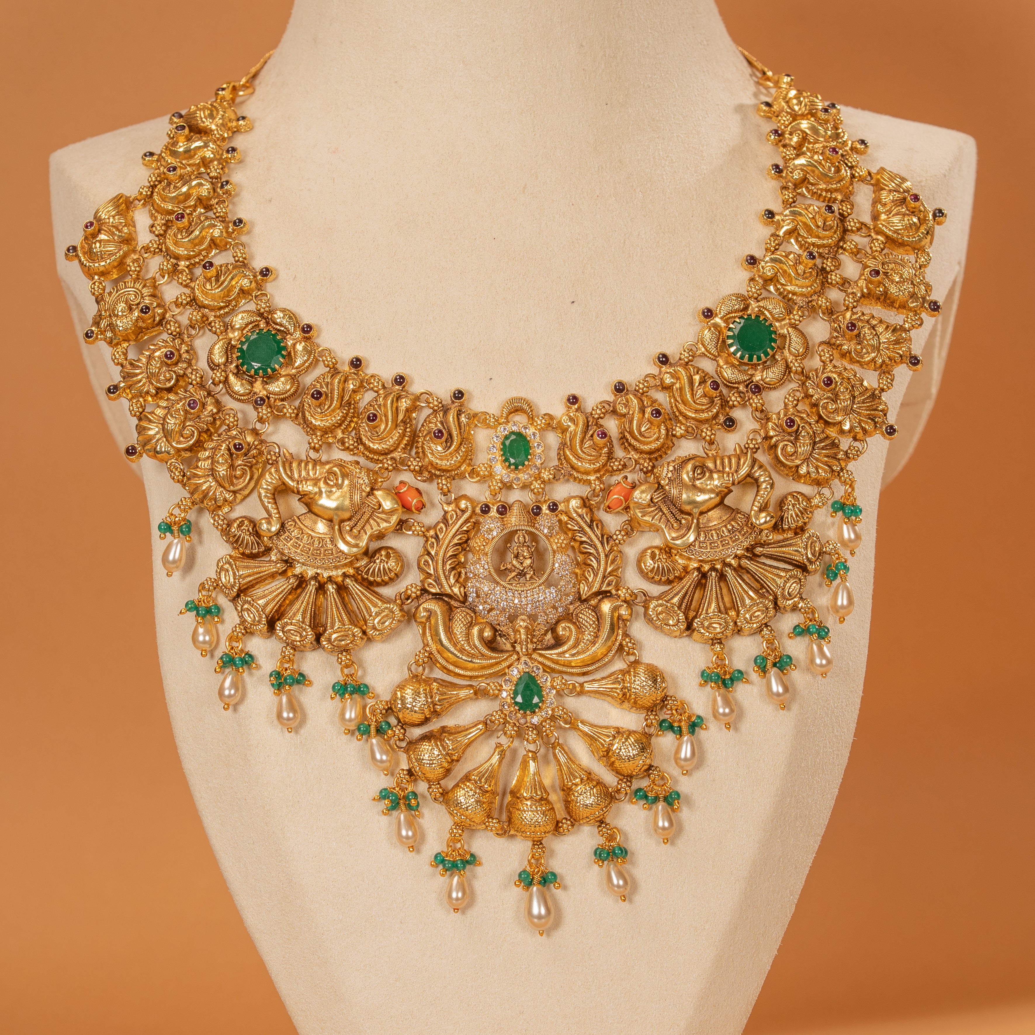 Nakas Necklace