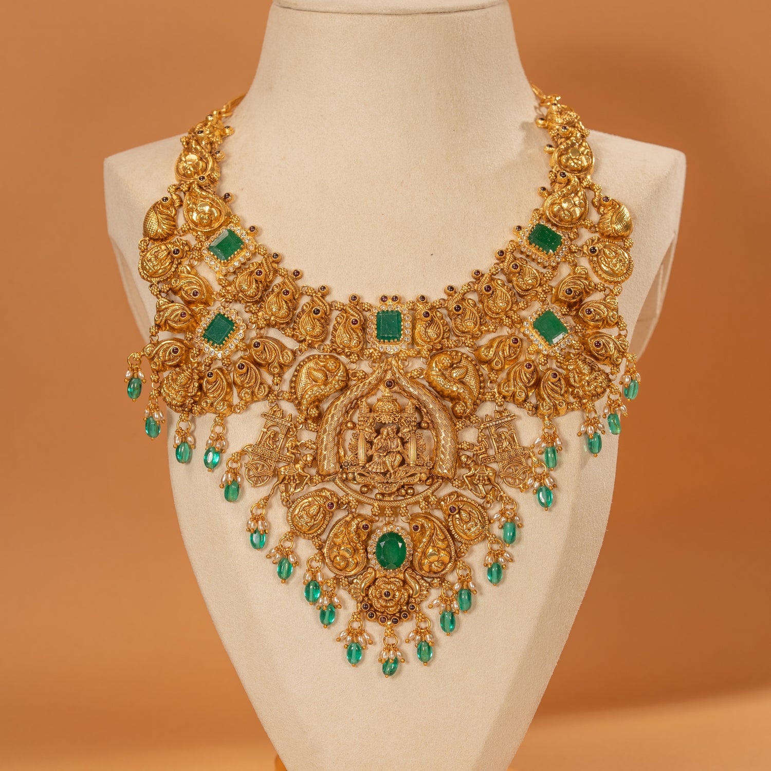 Nakas Necklace