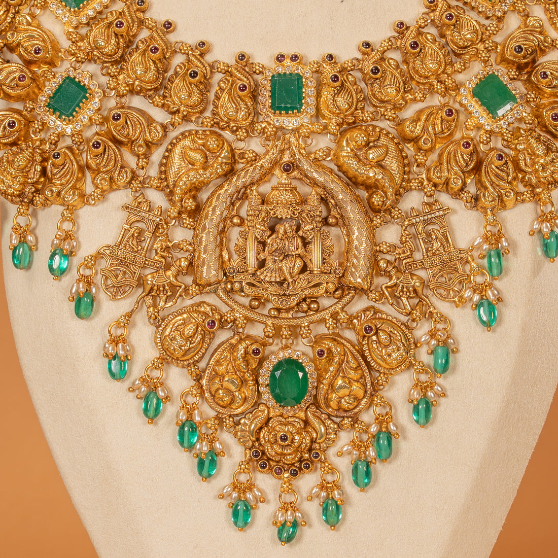 Nakas Necklace