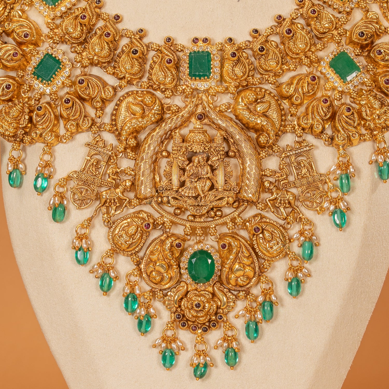 Nakas Necklace