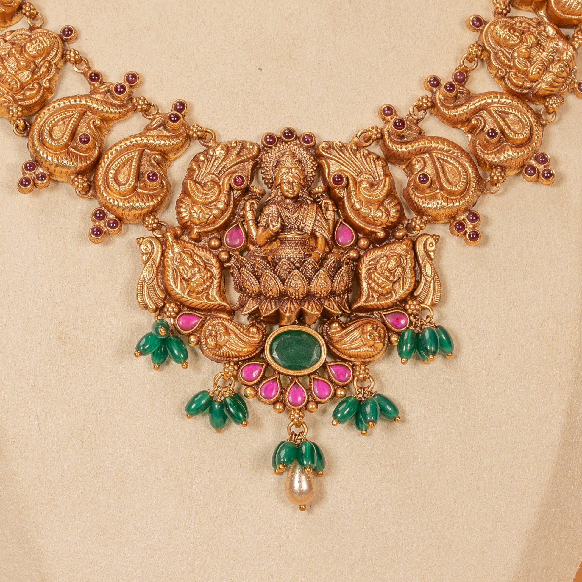Nakas Necklace