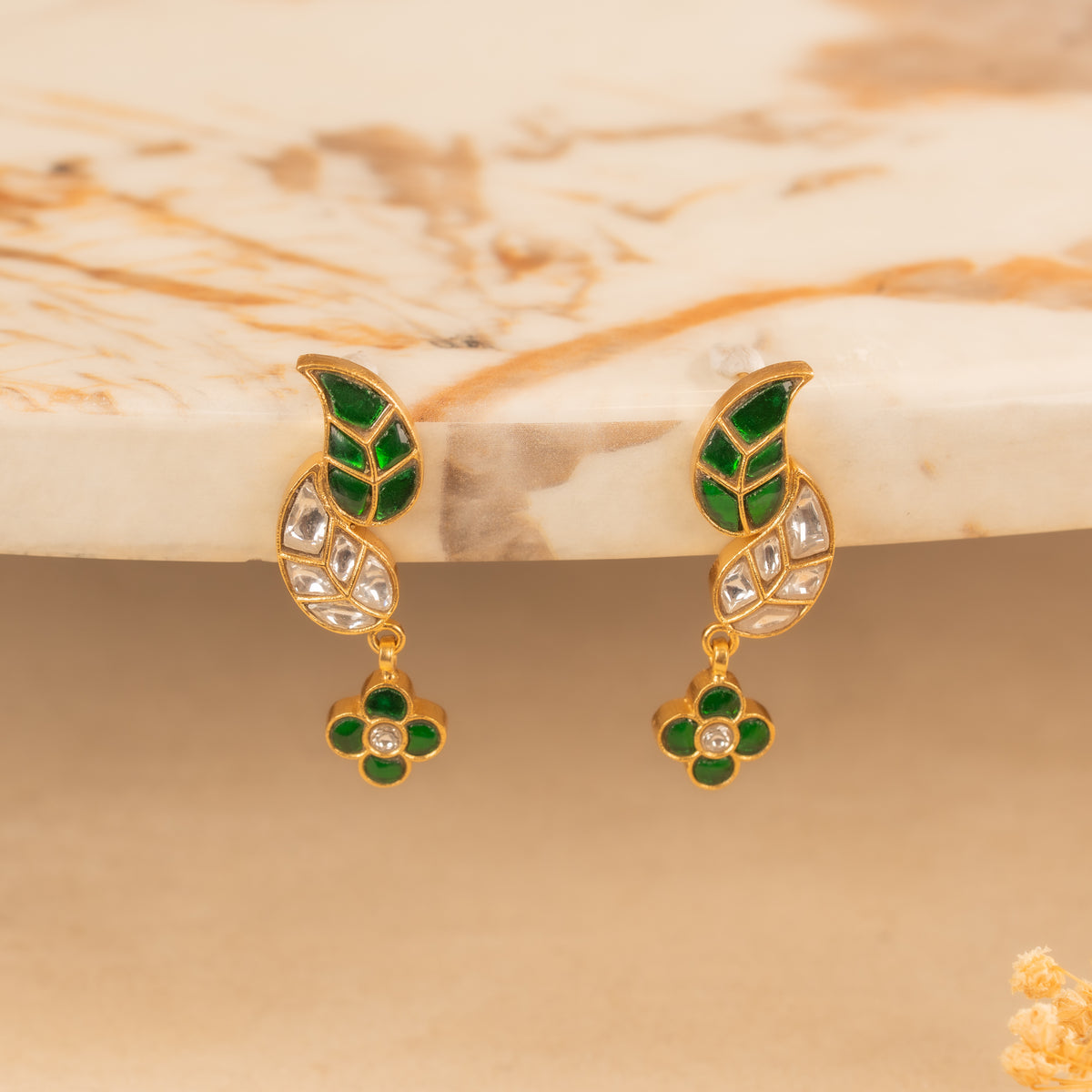 Kundan Studs