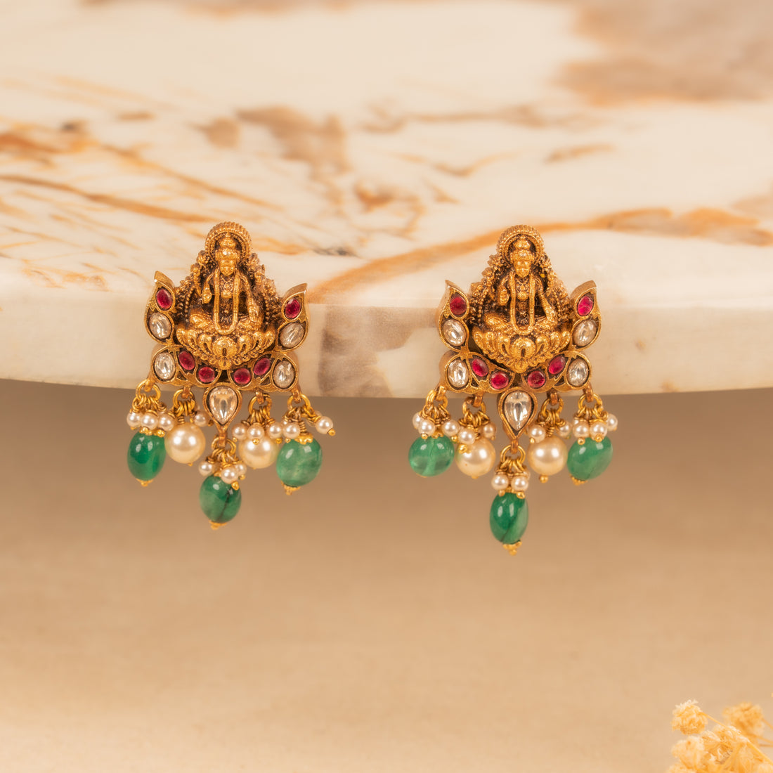 Kundan Studs