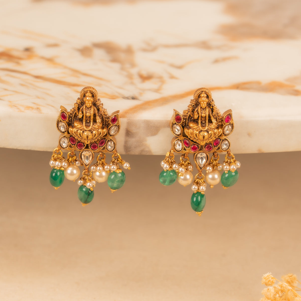 Kundan Studs