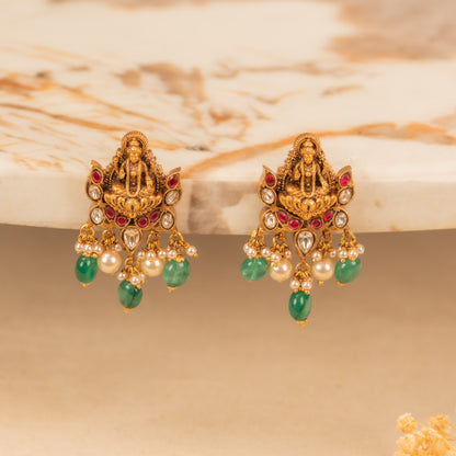 Kundan Studs