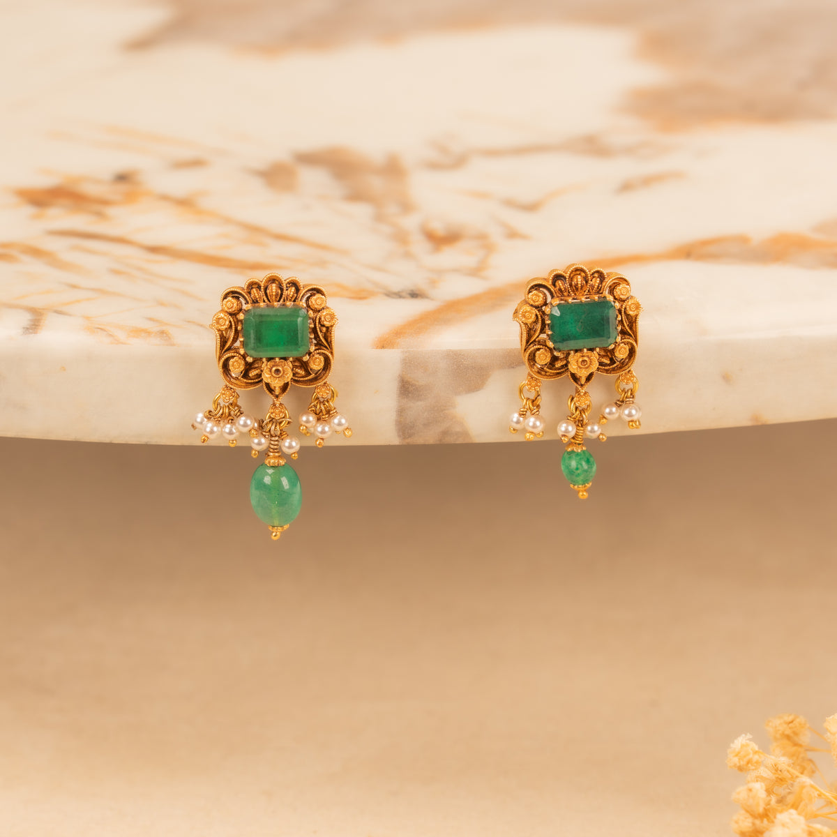 Kundan Studs
