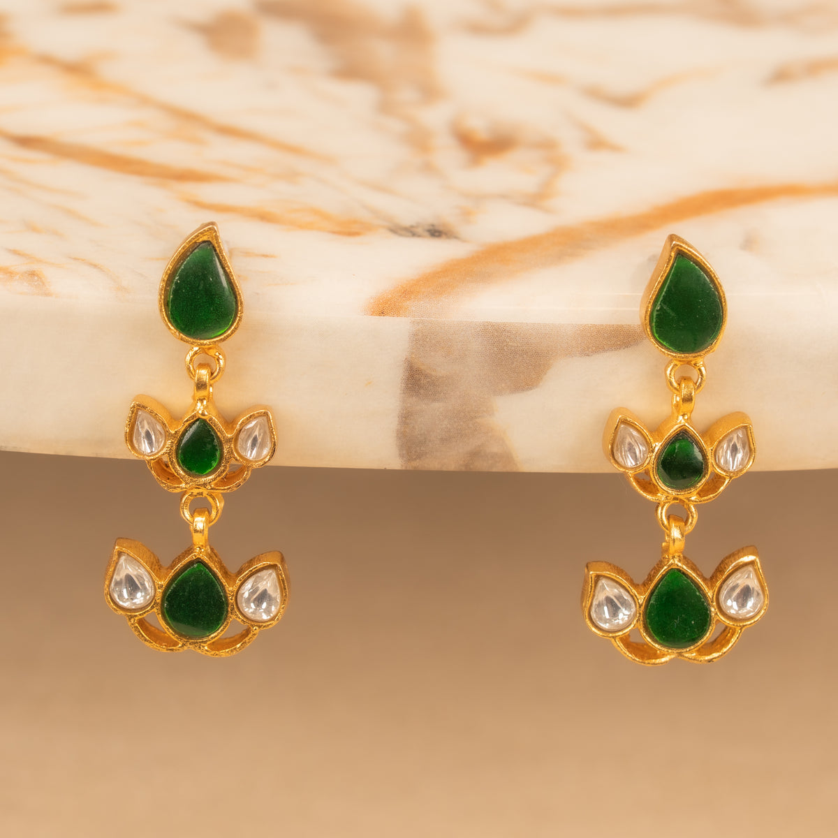 Kundan Studs