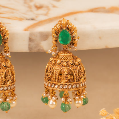 Kundan Jhumkas