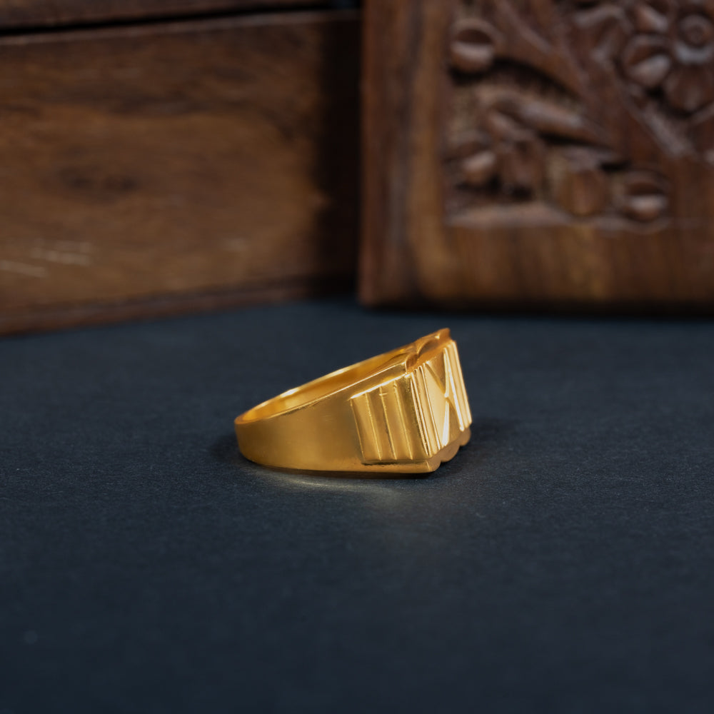 Sleek Ring
