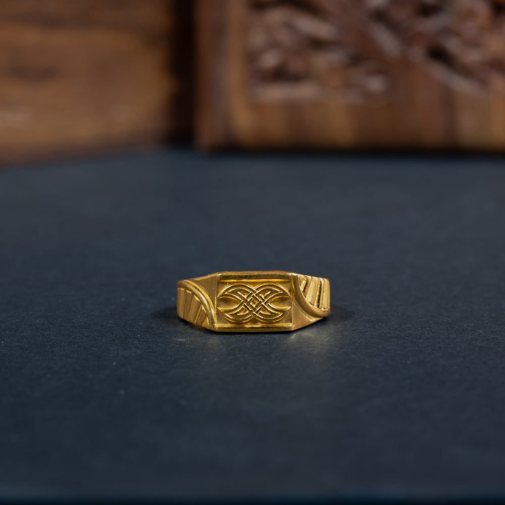 Sleek Ring