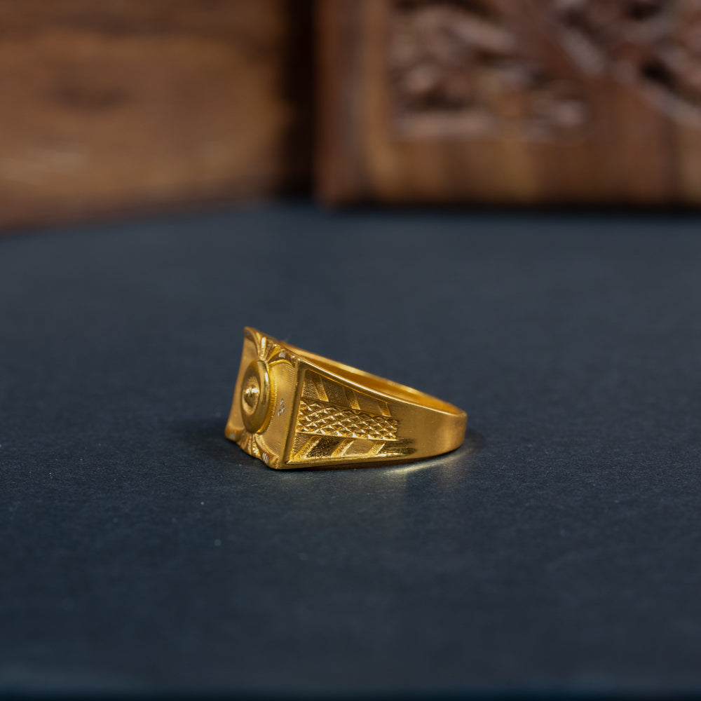 Sleek Ring