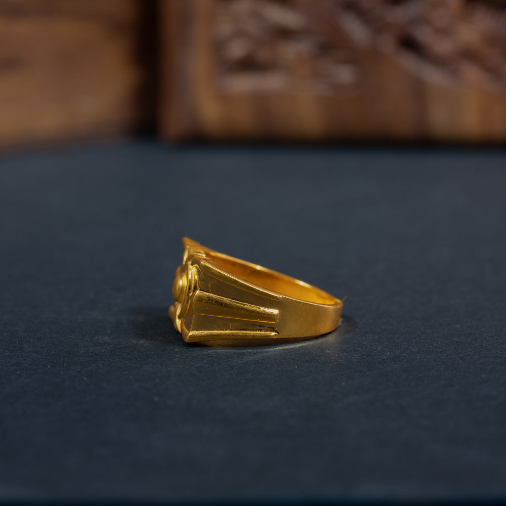Sleek Ring