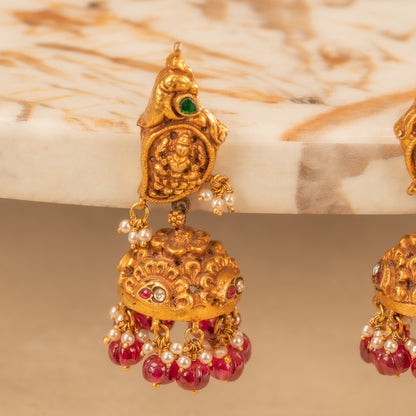 Kundan Jhumkas