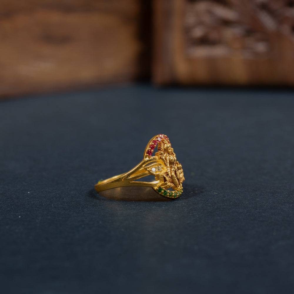 Sleek Ring