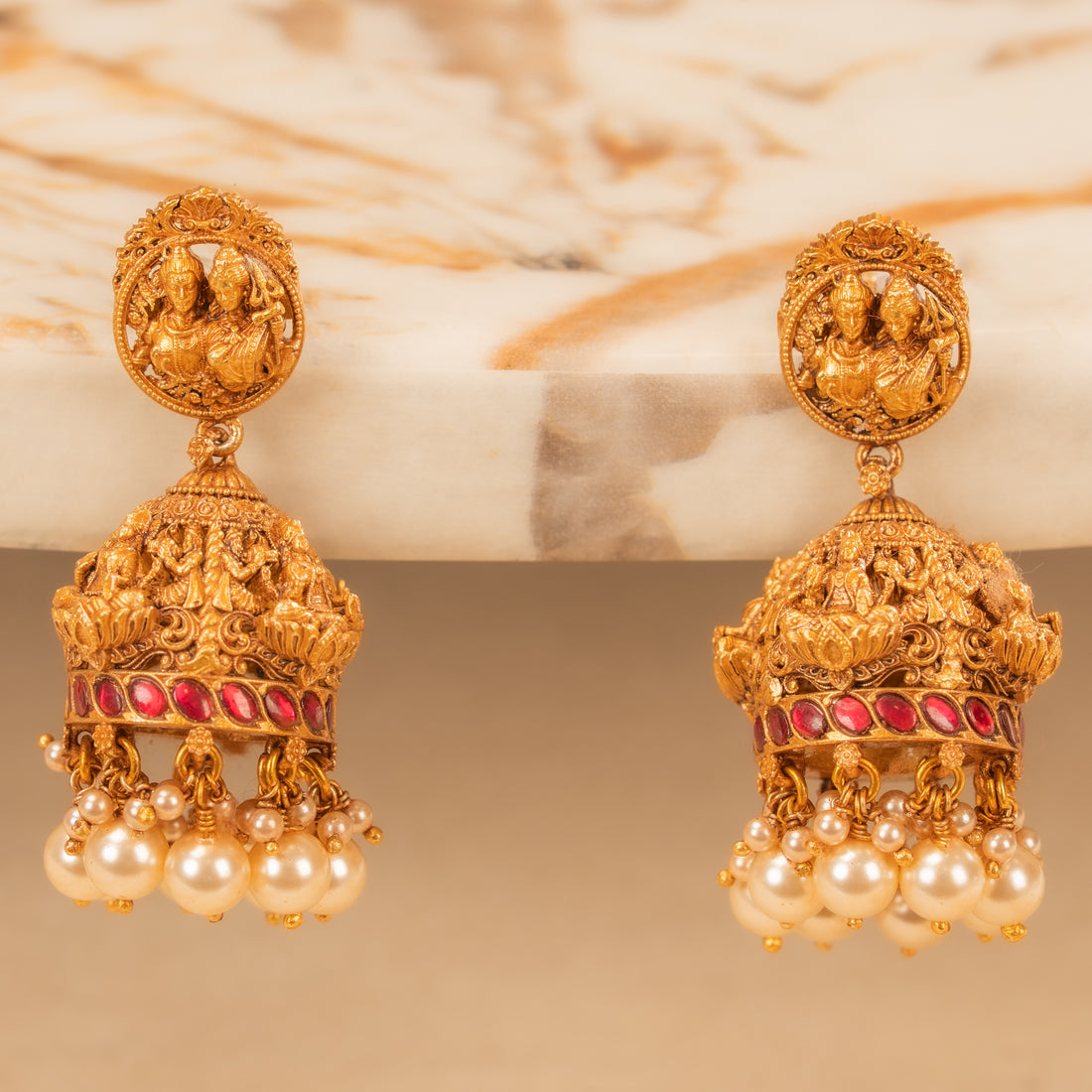 Kundan Jhumkas