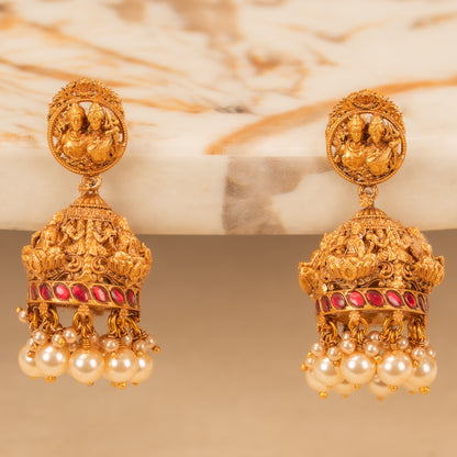Kundan Jhumkas