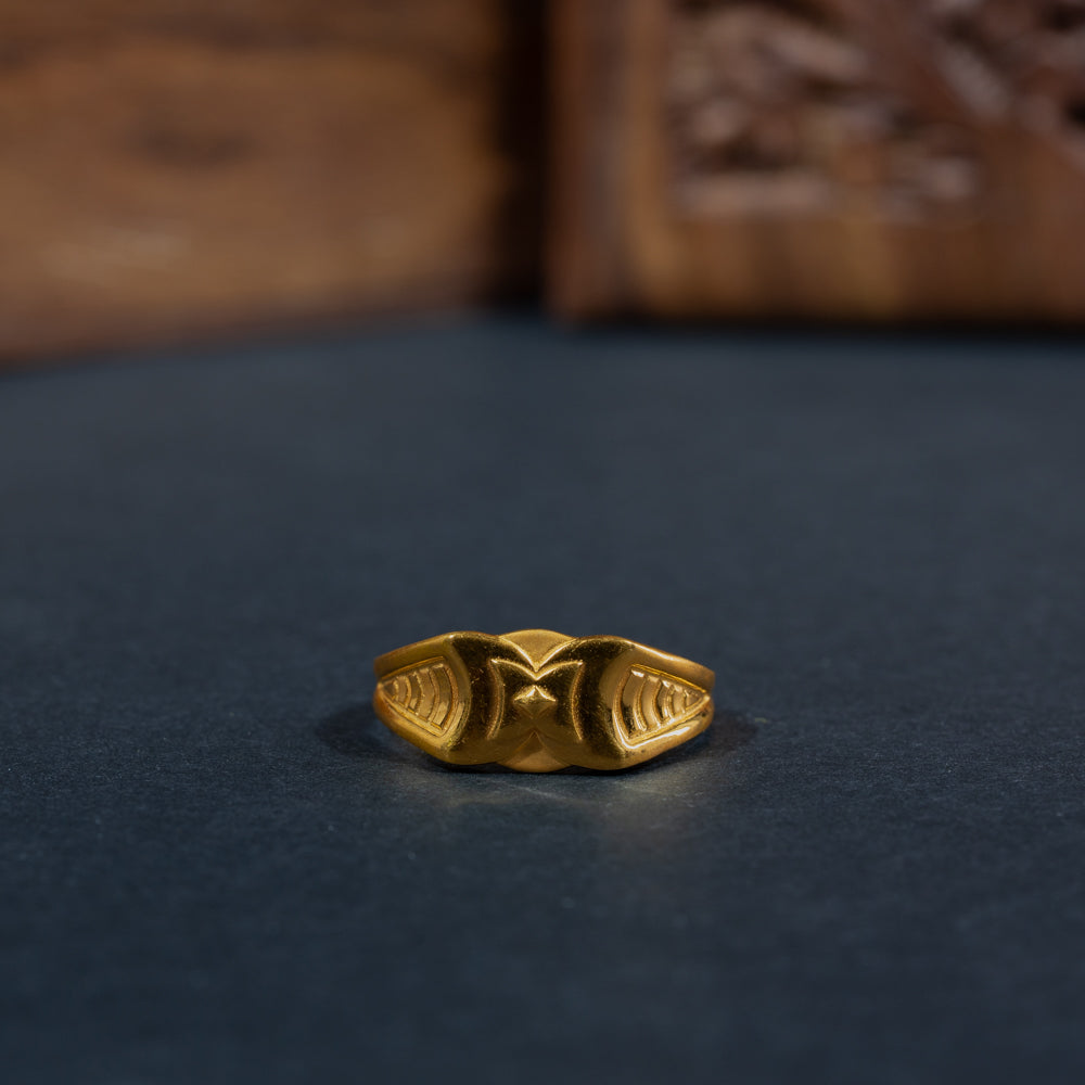 Sleek Ring