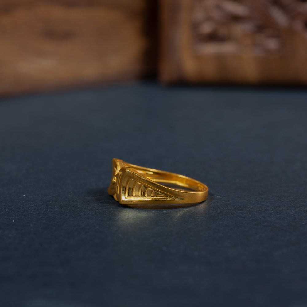 Sleek Ring