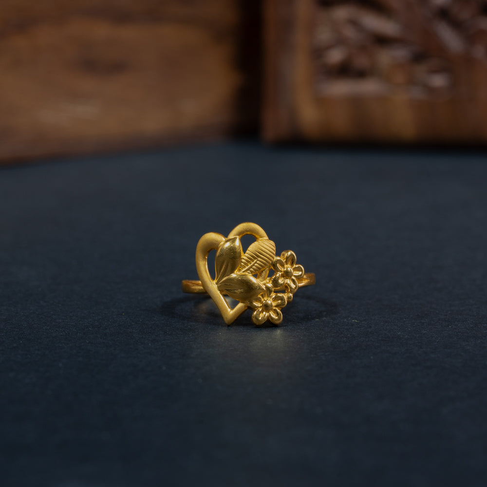 Sleek Ring