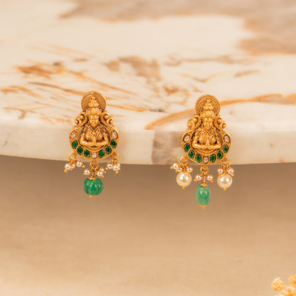 Kundan Studs