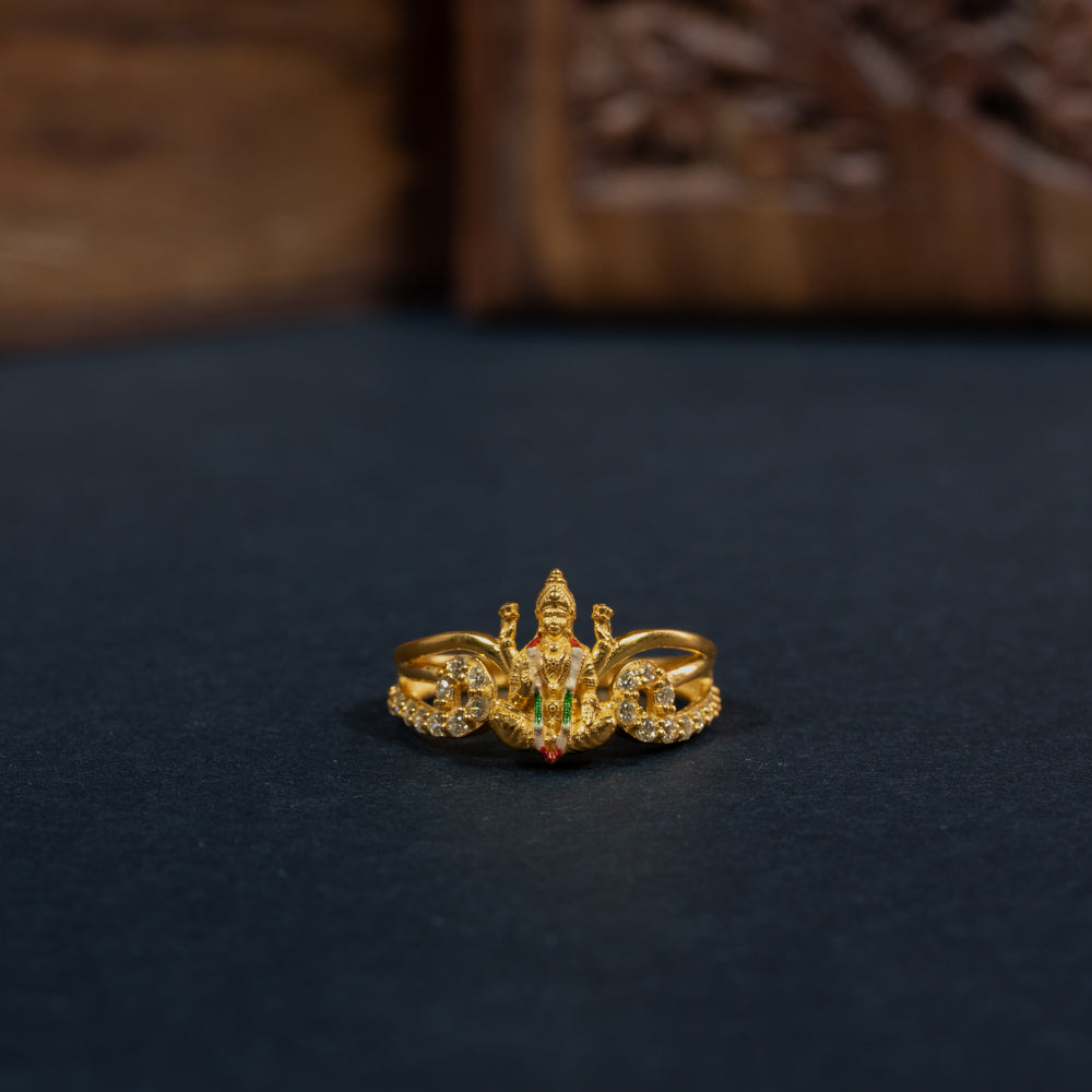Sleek Ring
