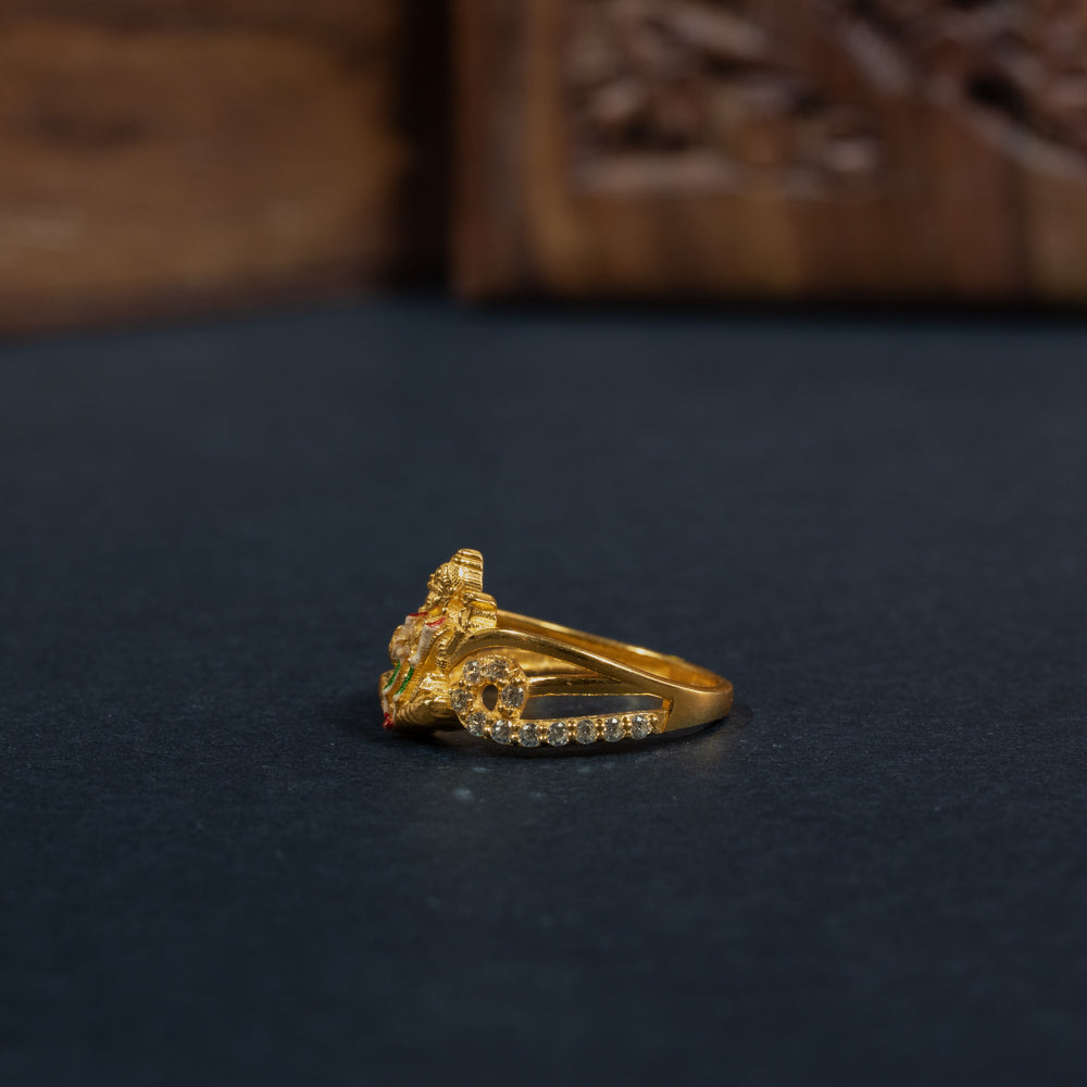 Sleek Ring