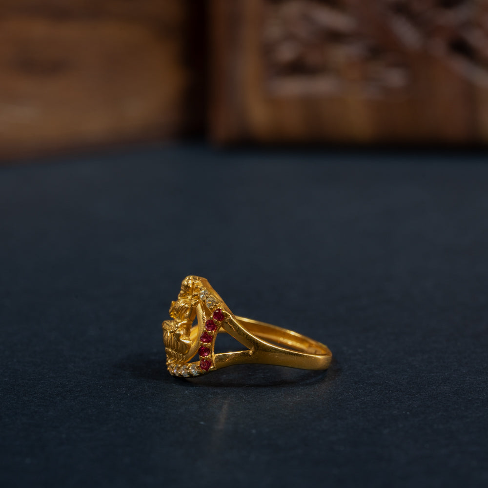Sleek Ring