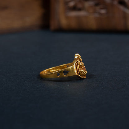 Sleek Ring