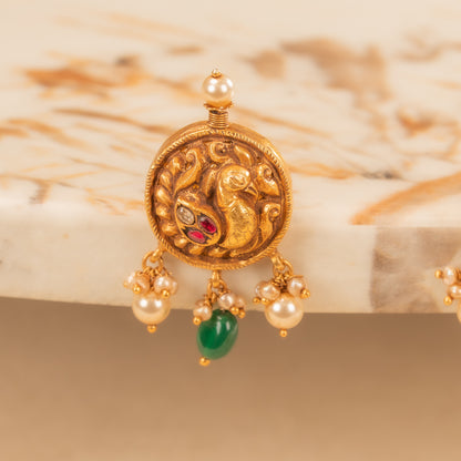 Kundan Studs
