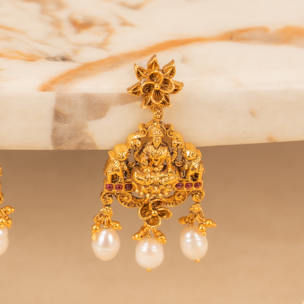 Nakas Jhumkas
