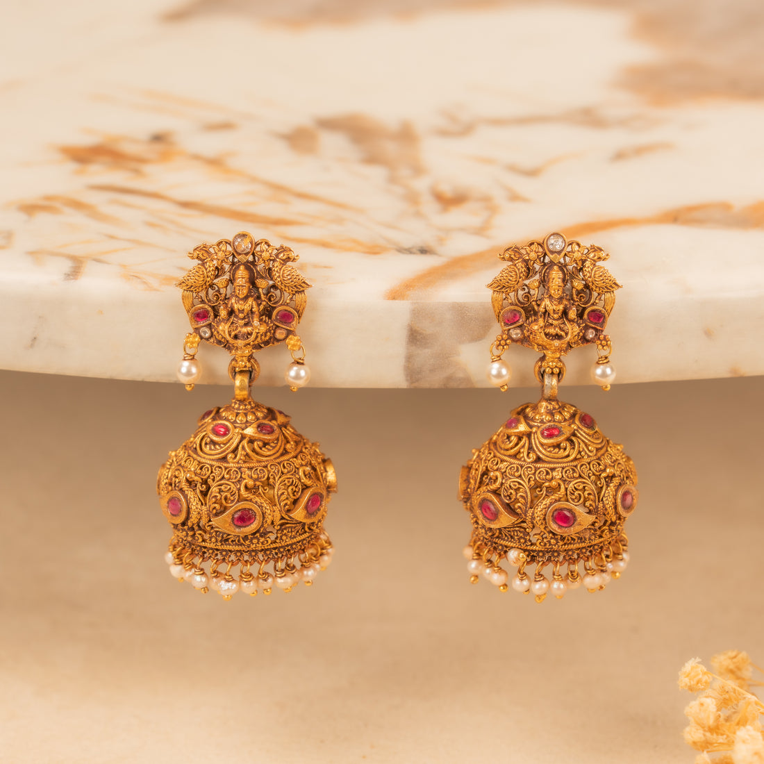 Kundan Jhumkas