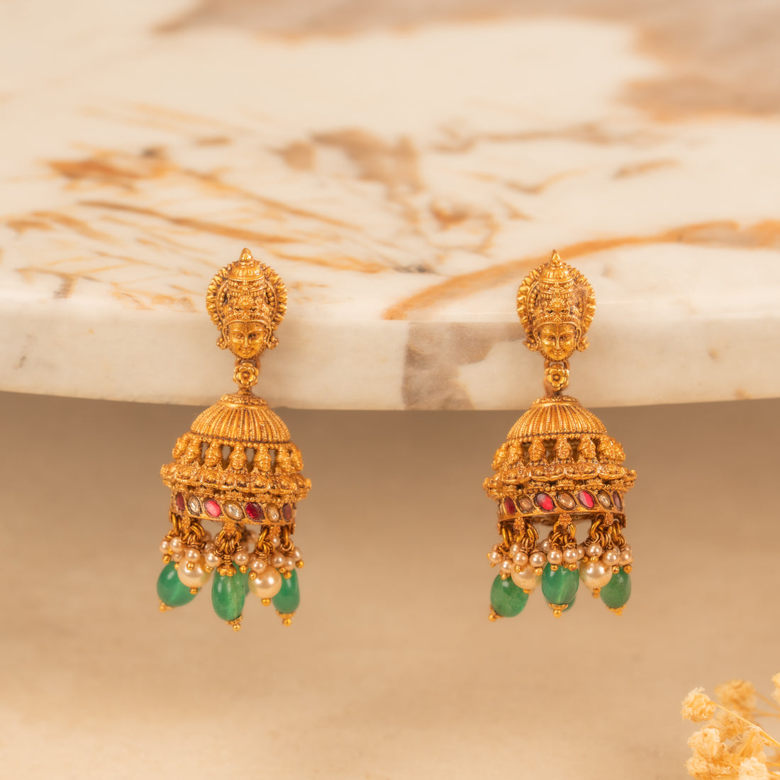 Kundan Jhumkas
