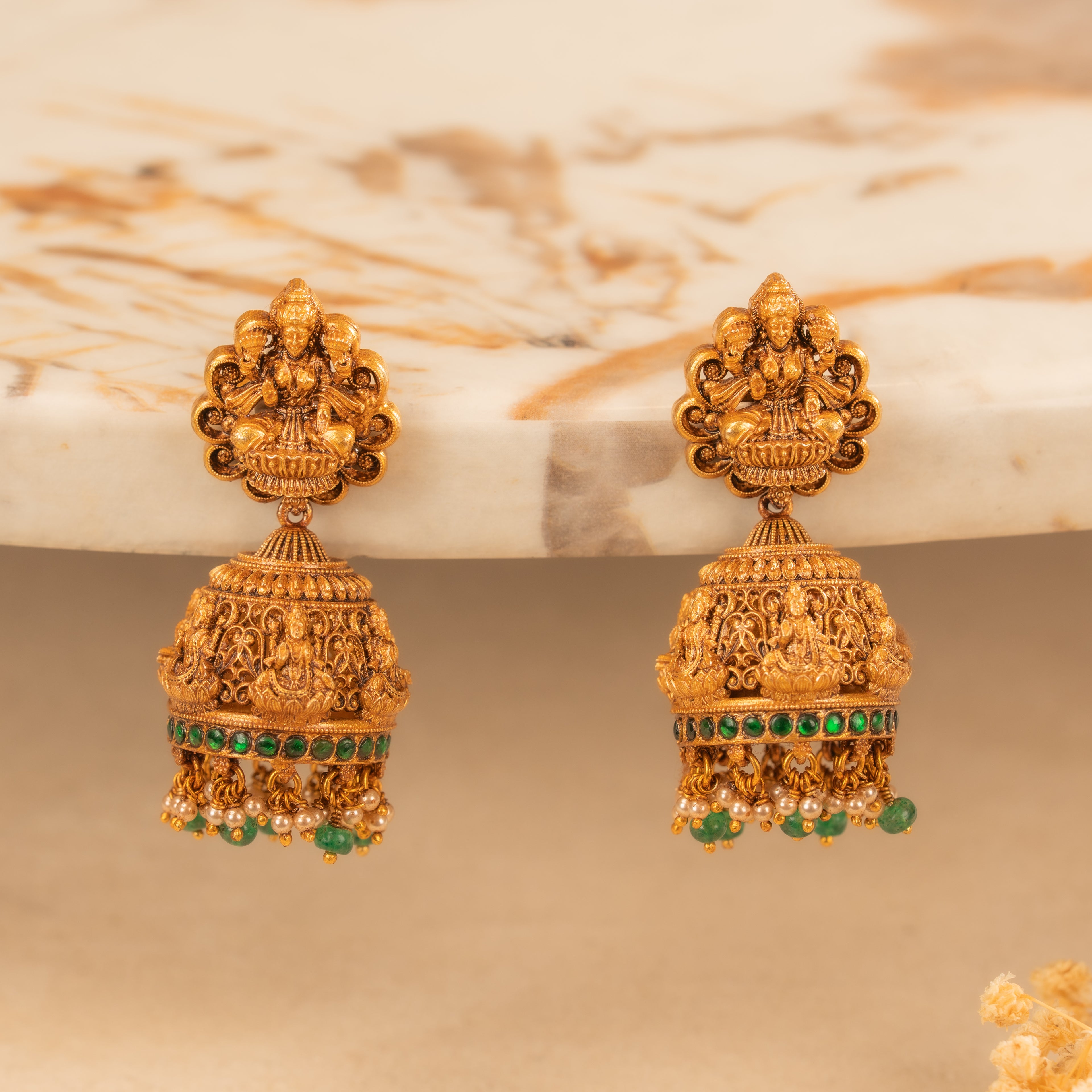 Kundan Jhumkas