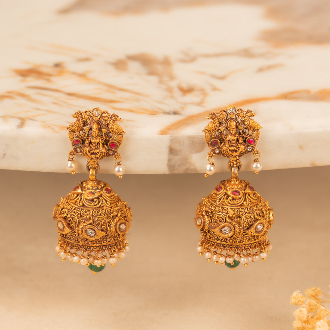 Kundan Jhumkas
